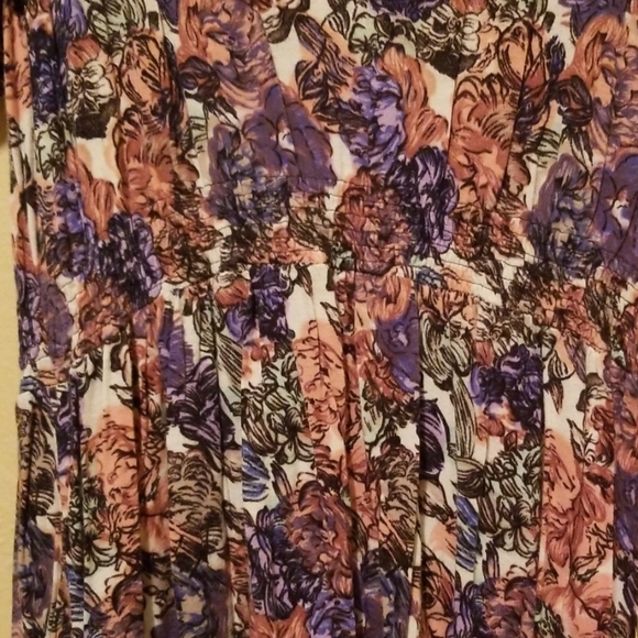 Floral dress - Picture 4 of 4